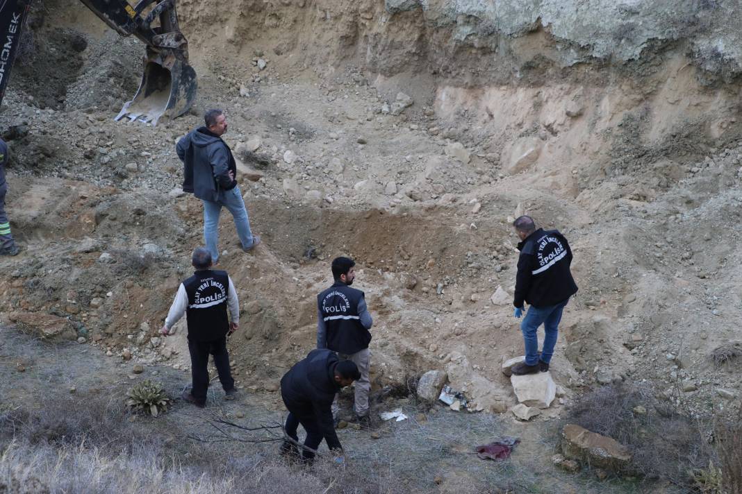 Ebenin dikkati yasak aşkla gelen vahşeti ortaya çıkardı: Gömdüm! 2